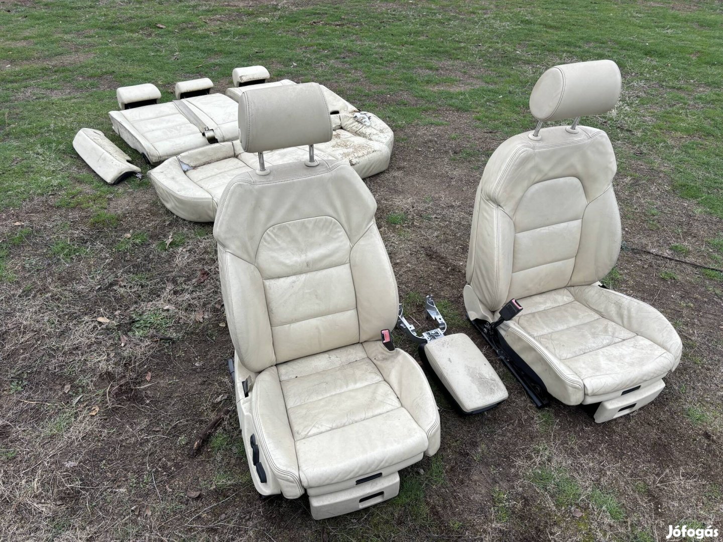 Audi A6 C6 4F bőr ülés belső kárpit felújítandó !