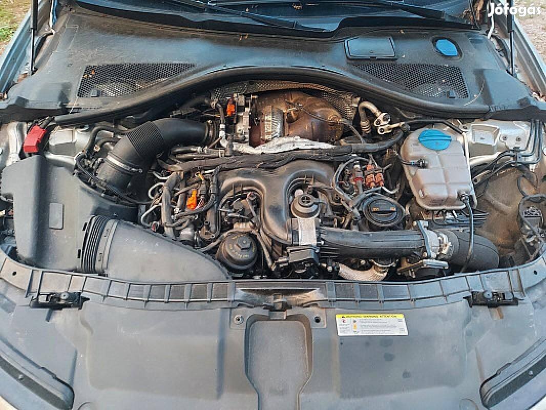Audi A6 C7 4G CLA motor 3.0 tdi 204 le fűzött blokk hengerfej