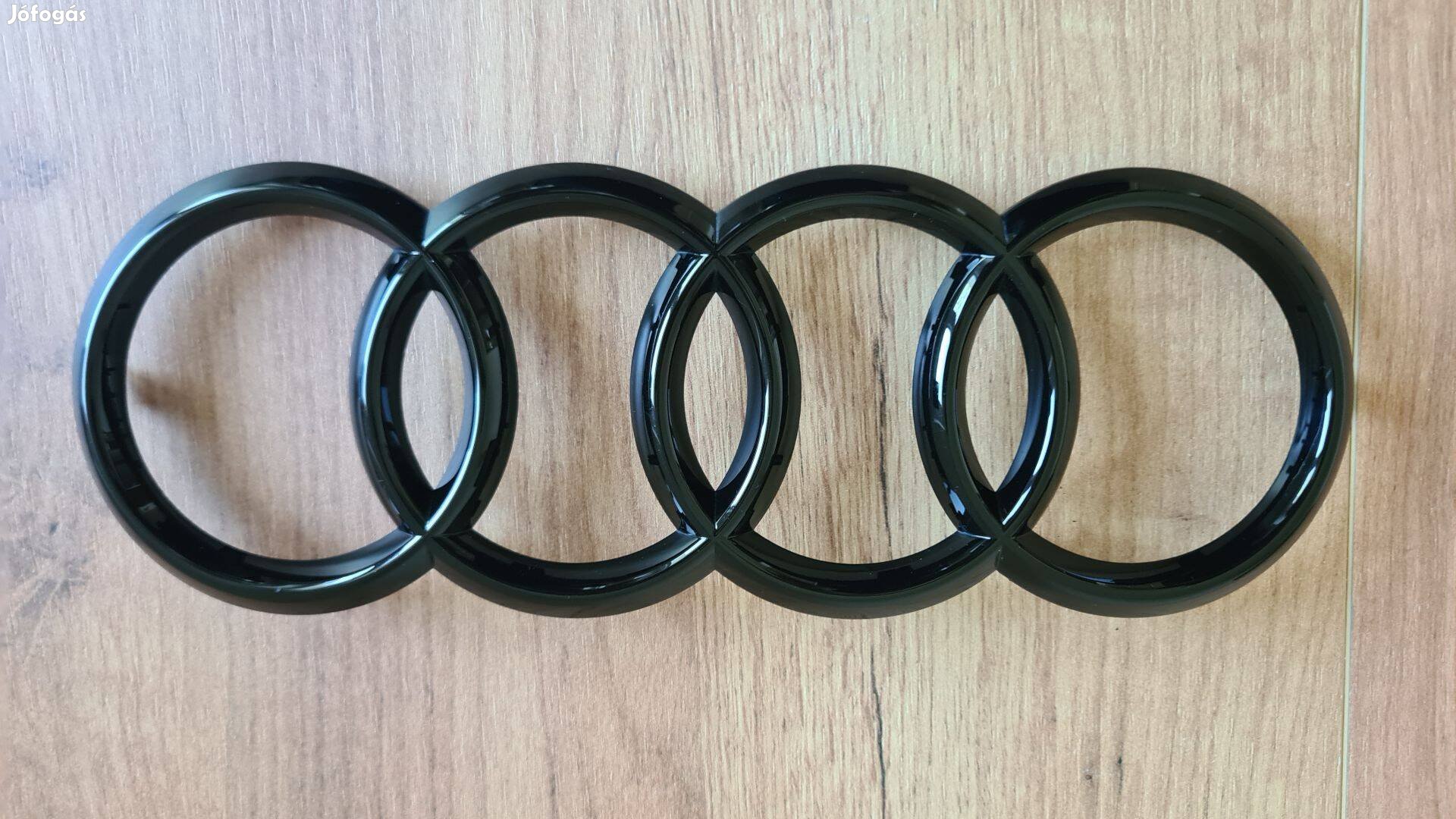 Audi A6 C7 A7 4G fekete embléma