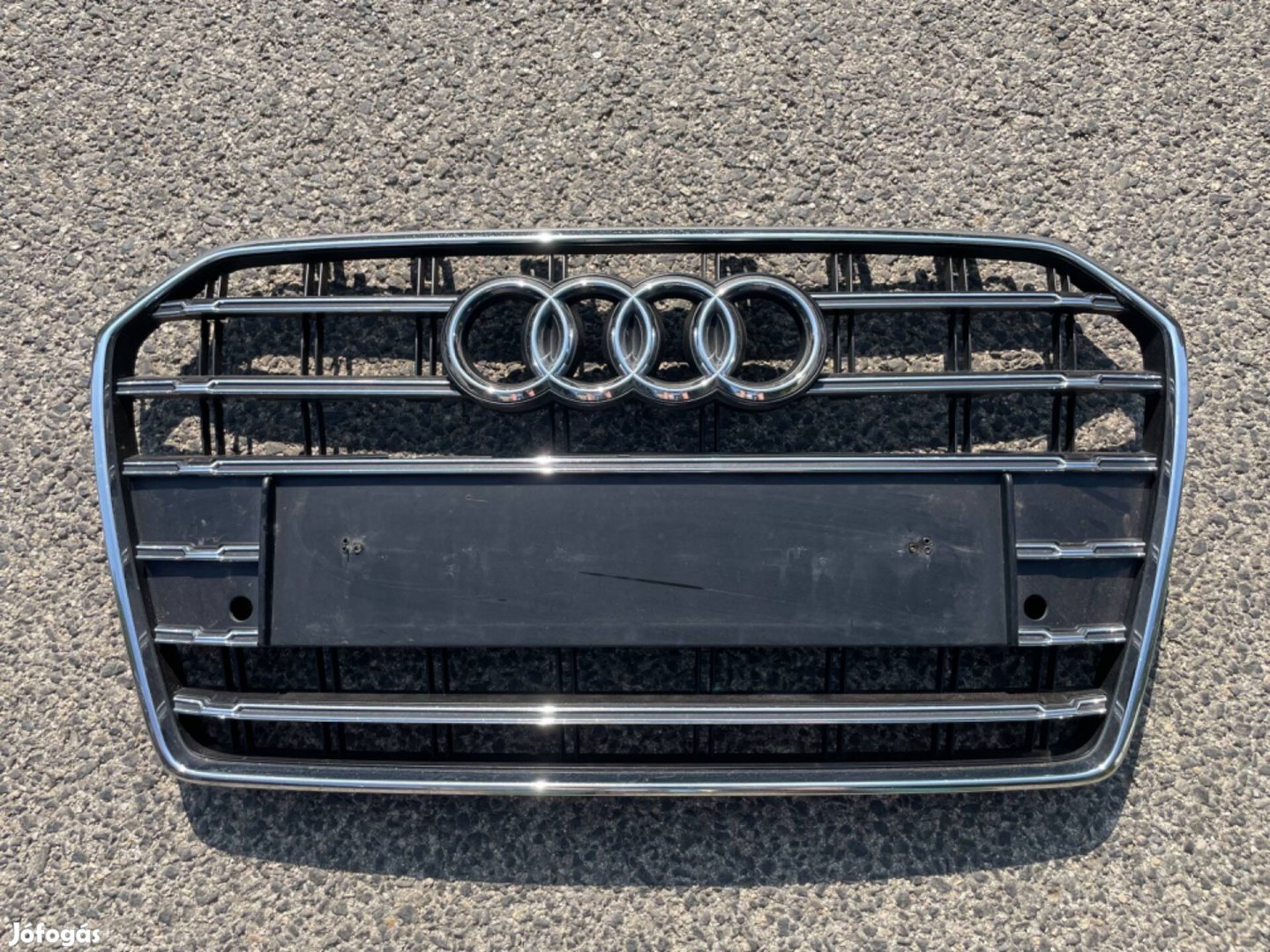 Audi A6 C7 hűtőrács 4g0853653t