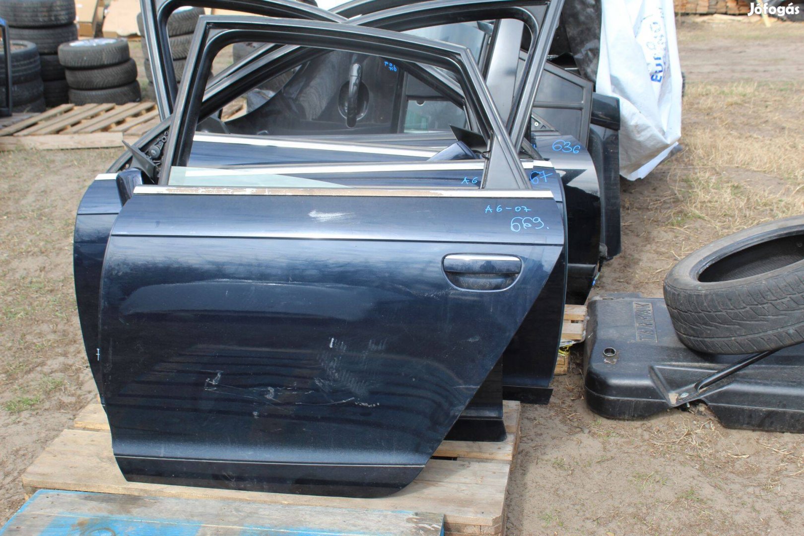 Audi A6 (4F) bal hátsó ajtó komplett (669.)