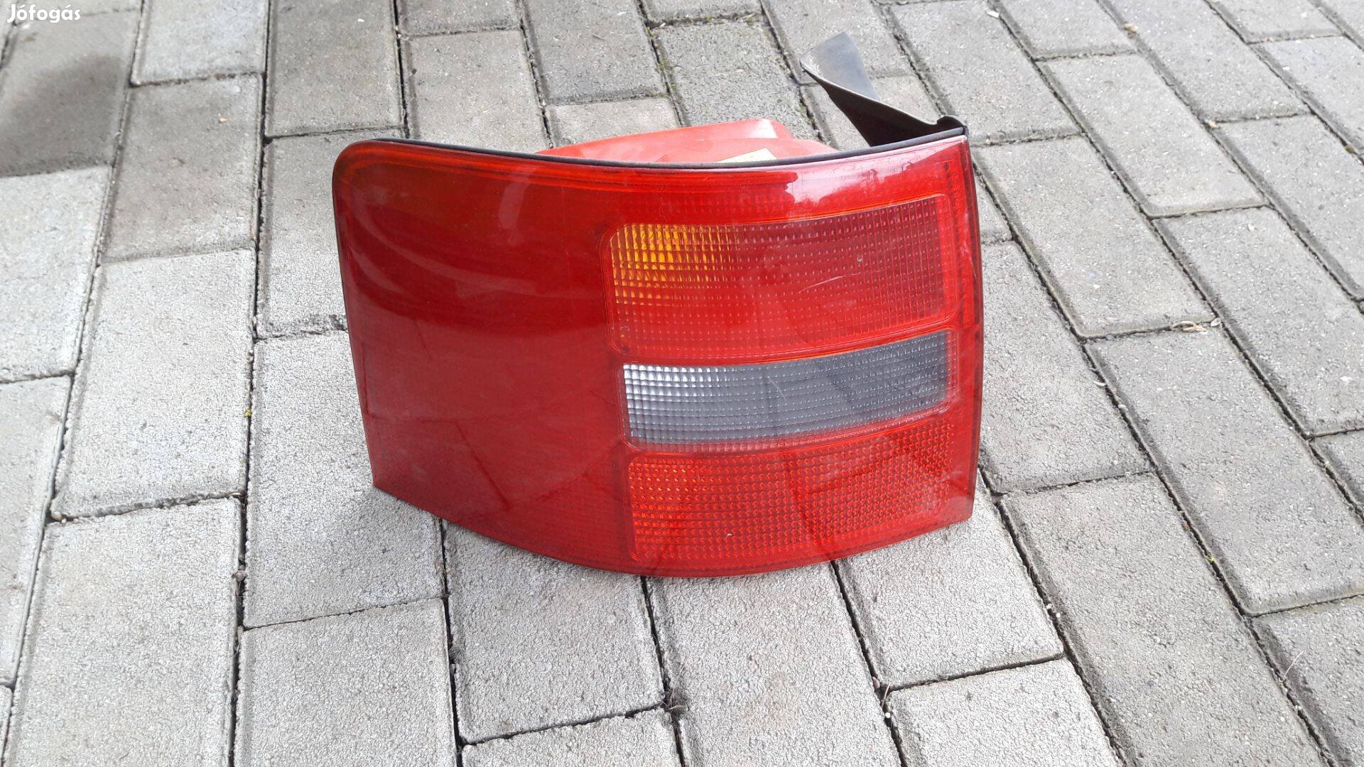 Audi A6 c5 hátsó lámpa