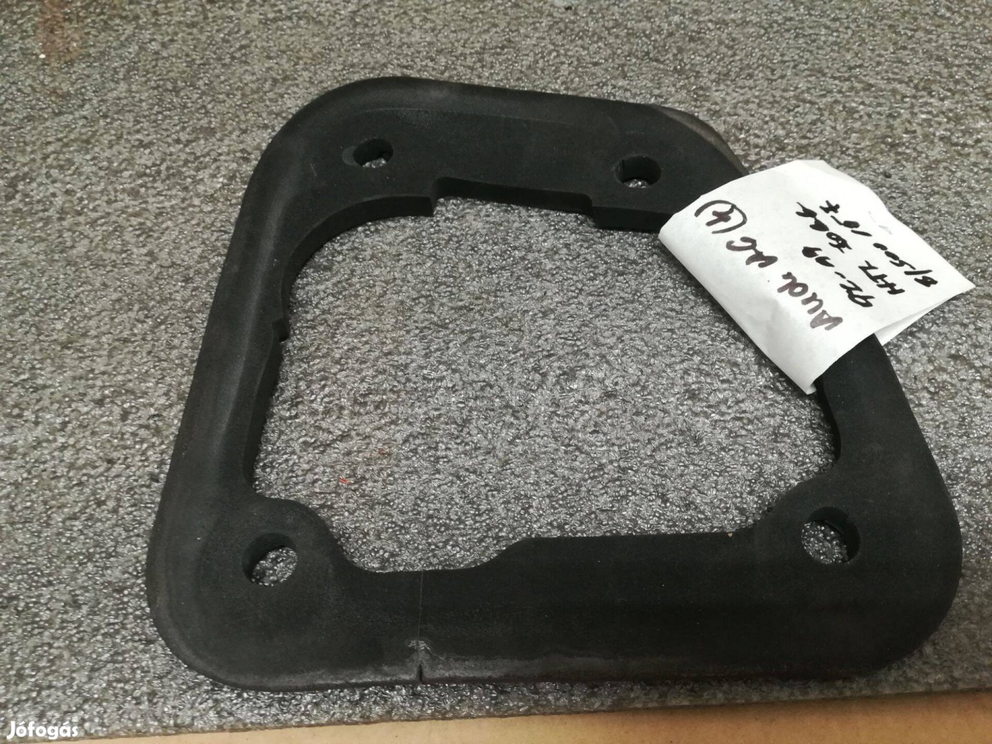 Audi A6 hátsólámpa tömítés jobb (4) 1997 -> 1999