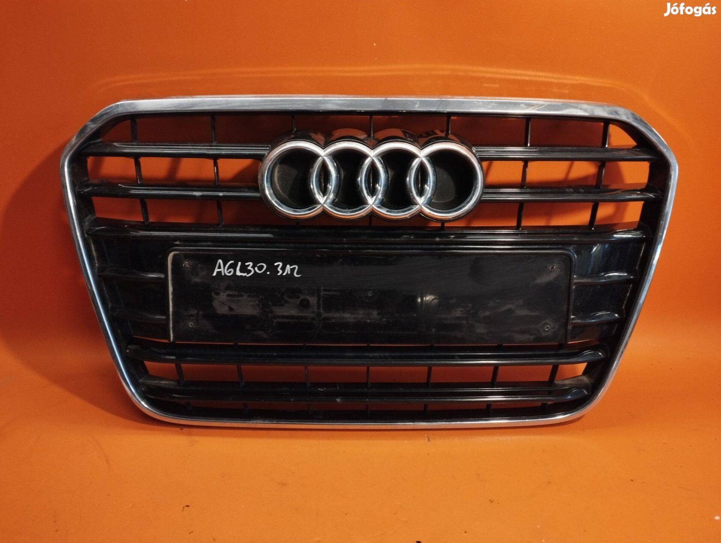 Audi A6 hűtőrács 4G0853653 (L.30.312)