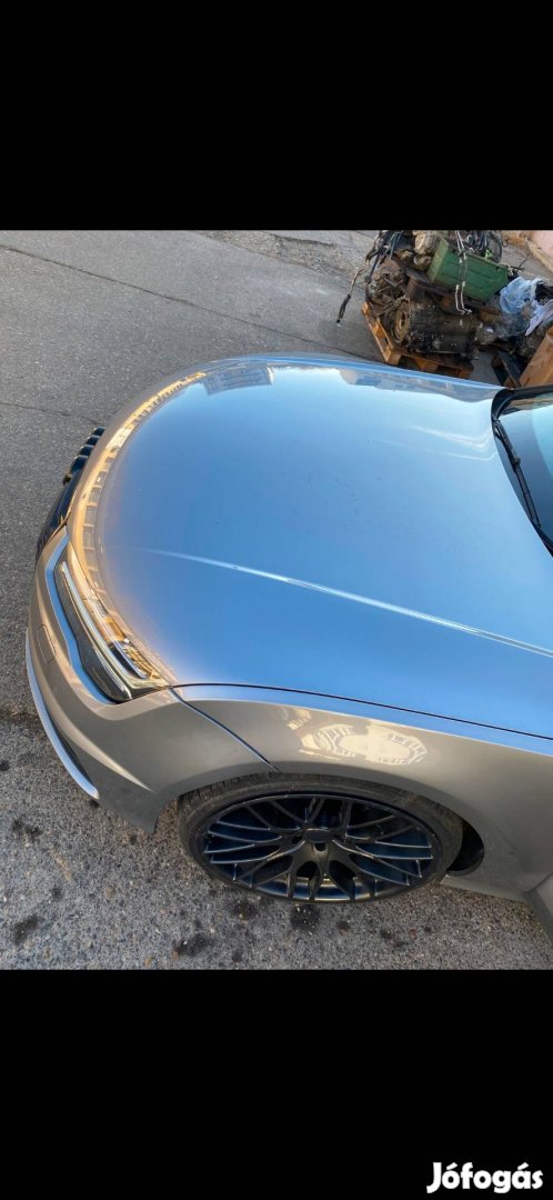 Audi A7 4G facelift gépháztető