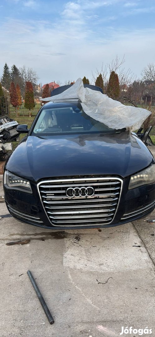 Audi A8 4H alkatrészek eladók