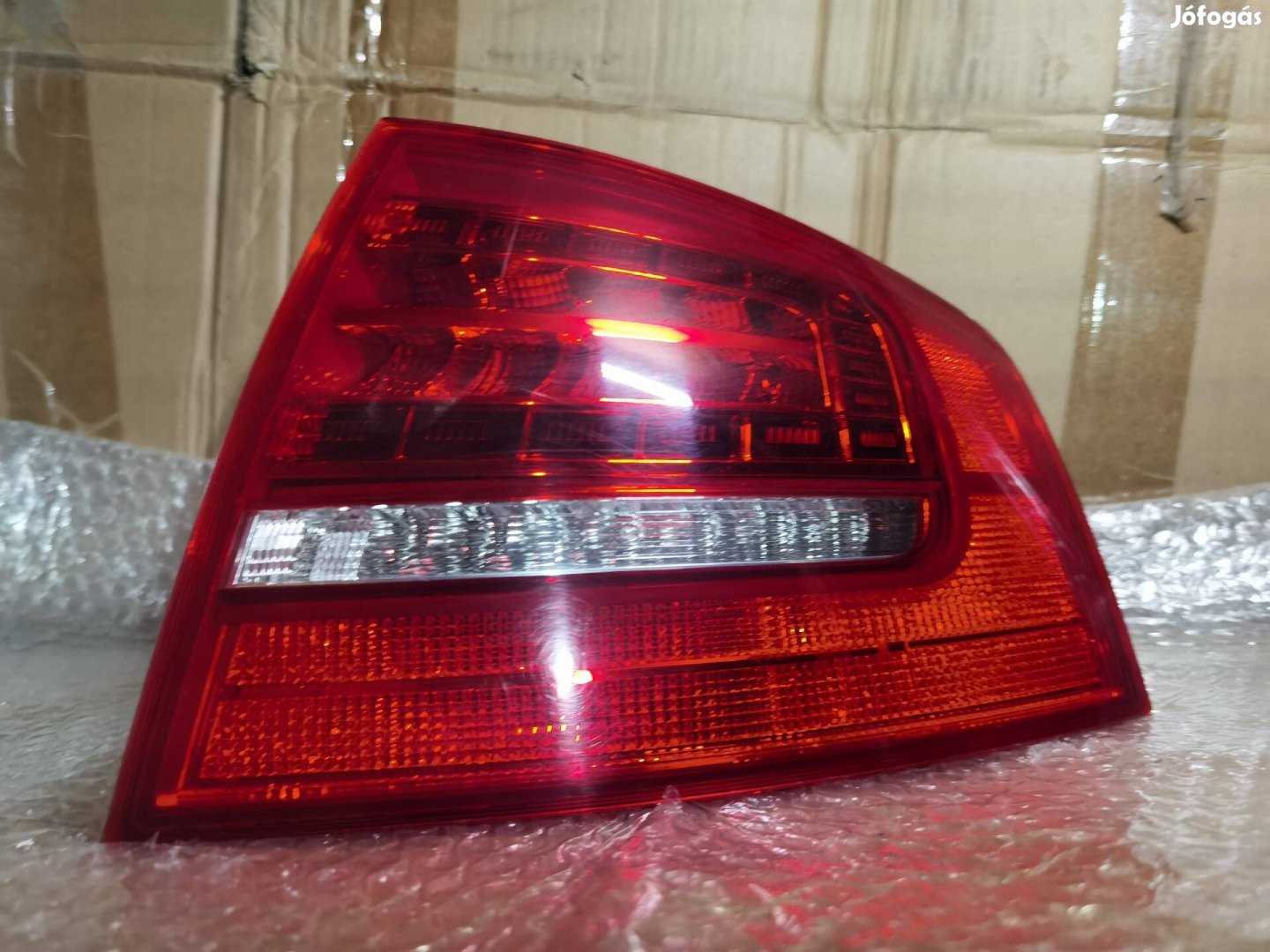 Audi A8 D3 facelift jobb lámpa led 