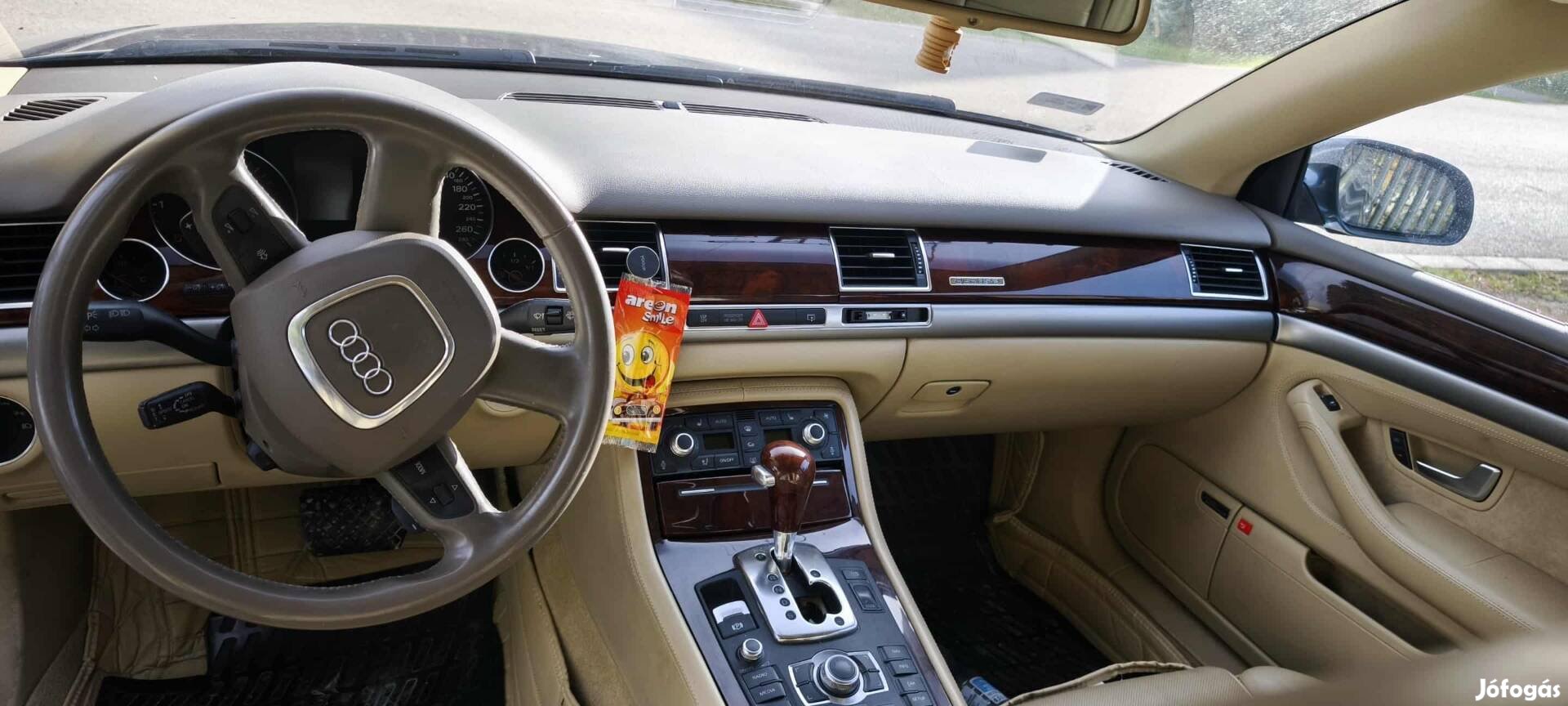 Audi A8 V8 4 2 Diesel 115000 km el eladó 