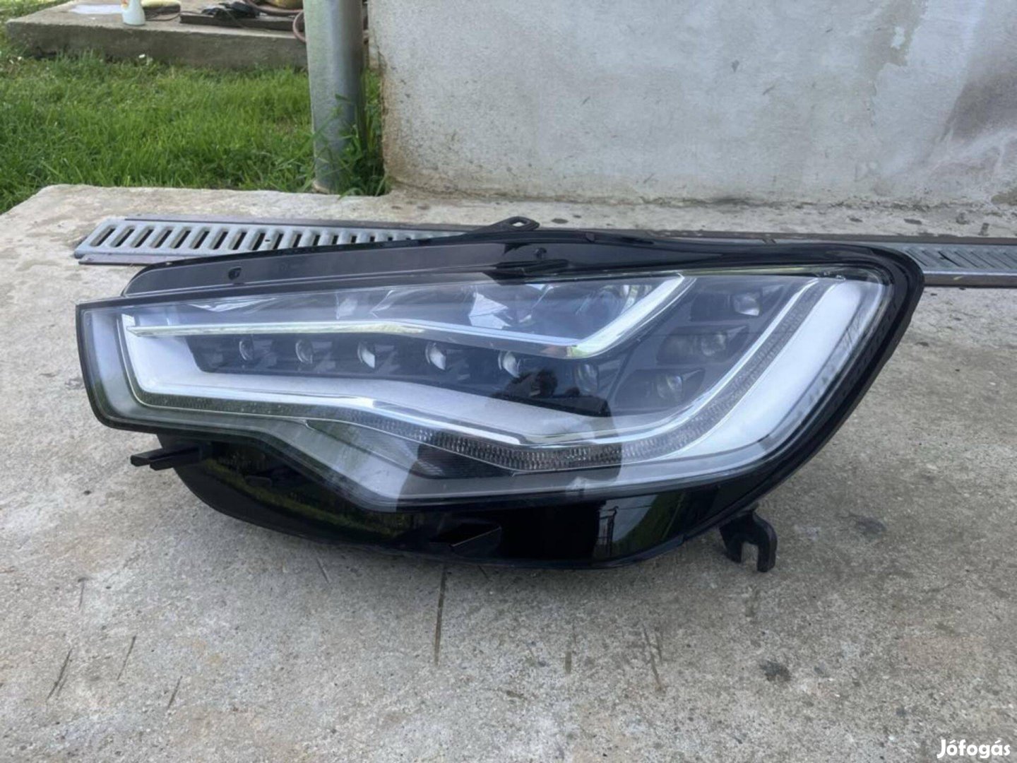 Audi A8 fényszóró