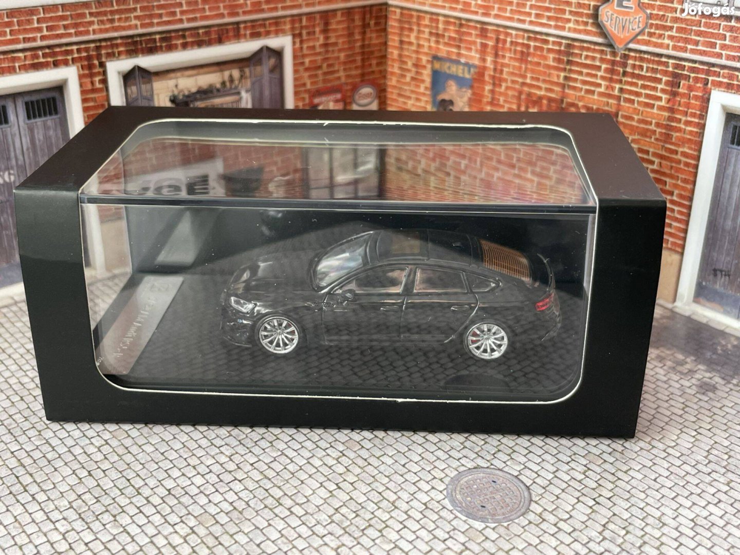 Audi ABT RS5-R modellautó 164 méret