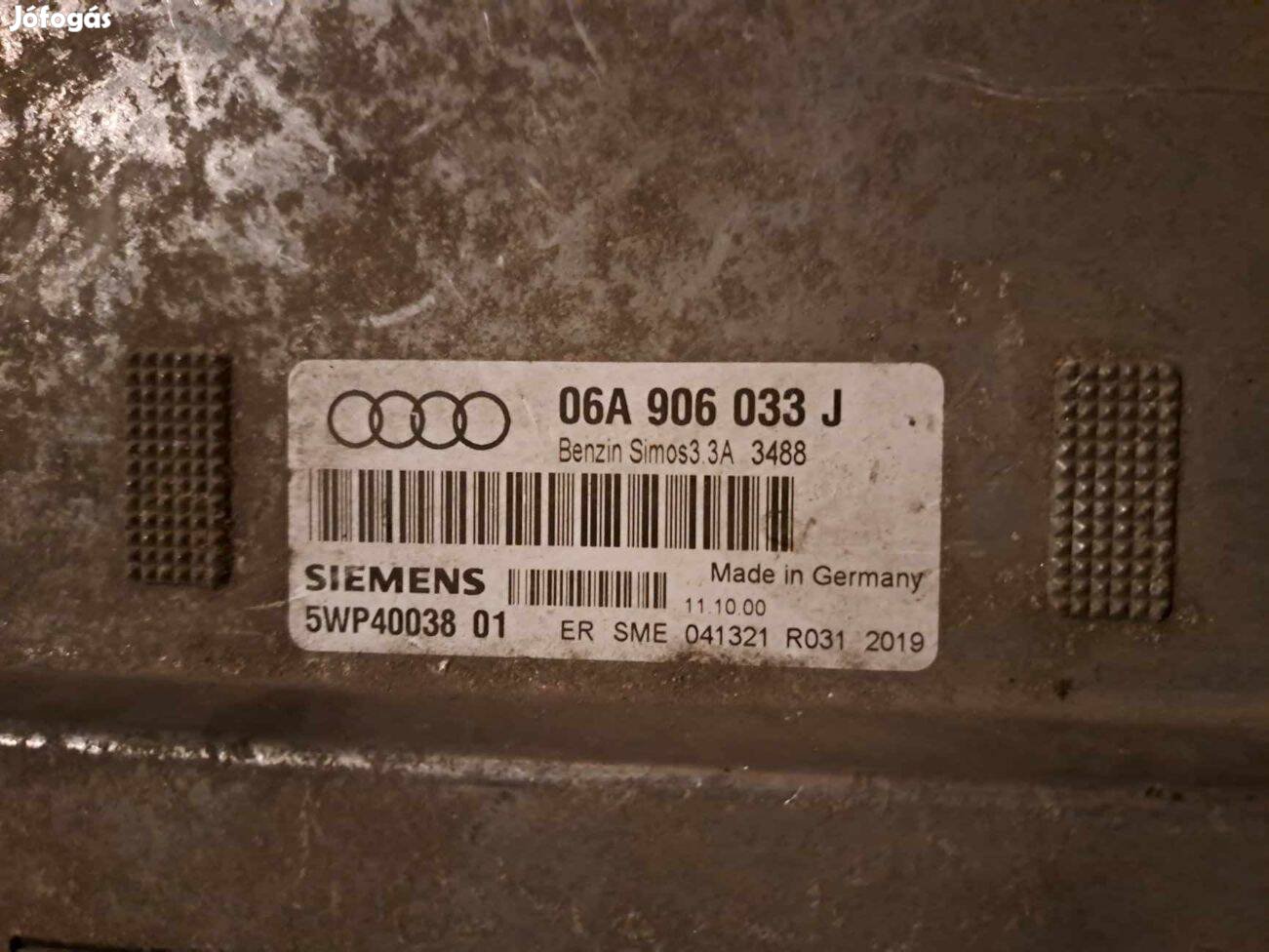 Audi A 3 8L 1.6 motorvezérlő 06A 906 033 J