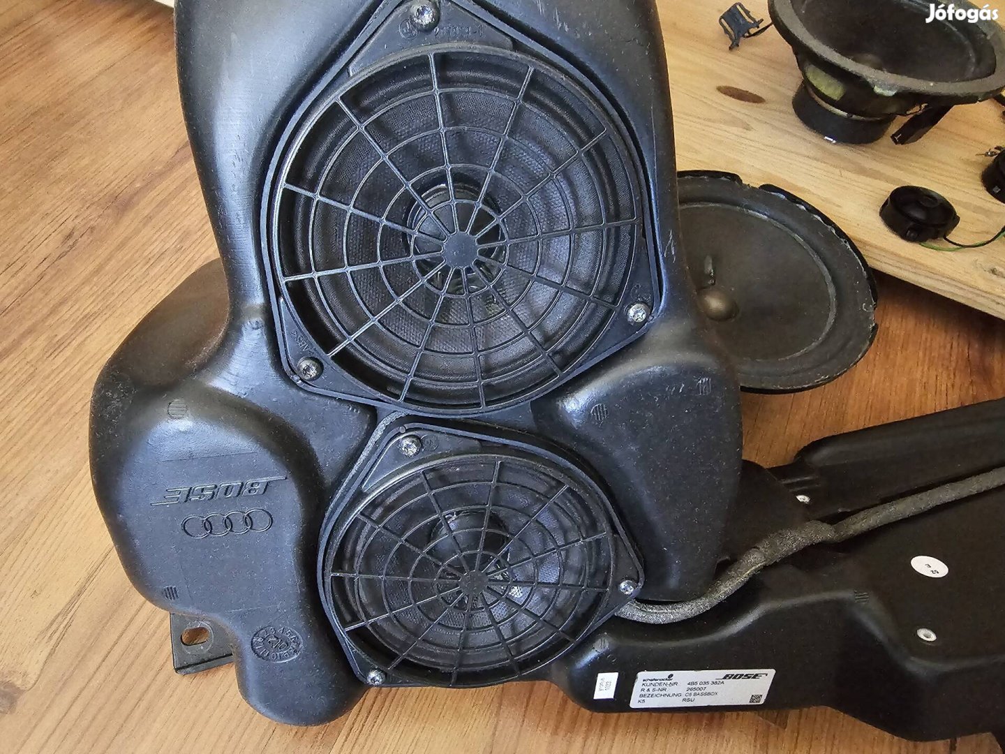 Audi Bose hifi rendszer ,erősitő,mély,közép csipogó autós csomag.