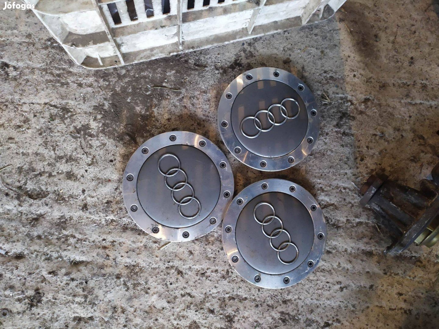 Audi Felnikupak (Postázom is)