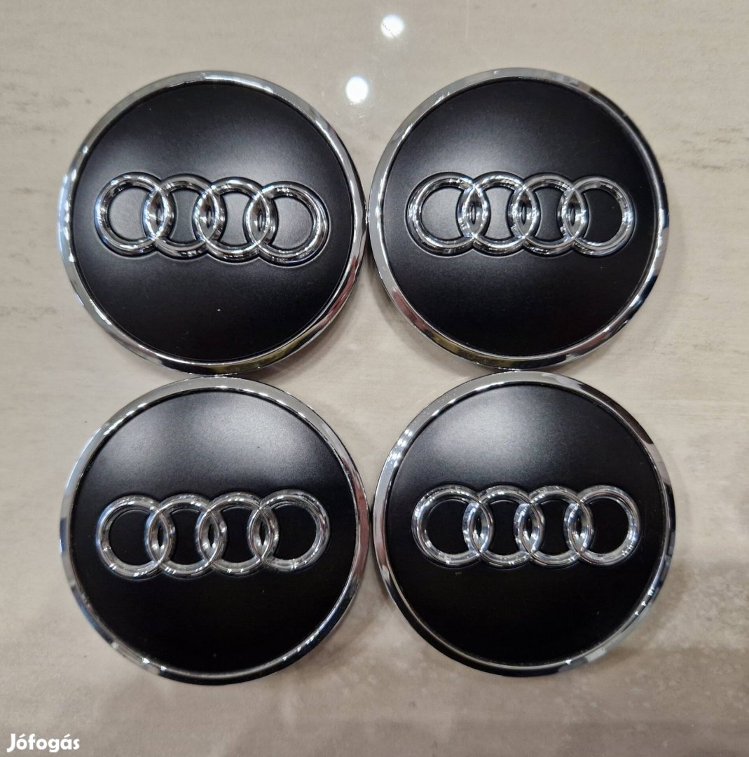 Audi Gyári Alufelni Közép Kupak 61mm 