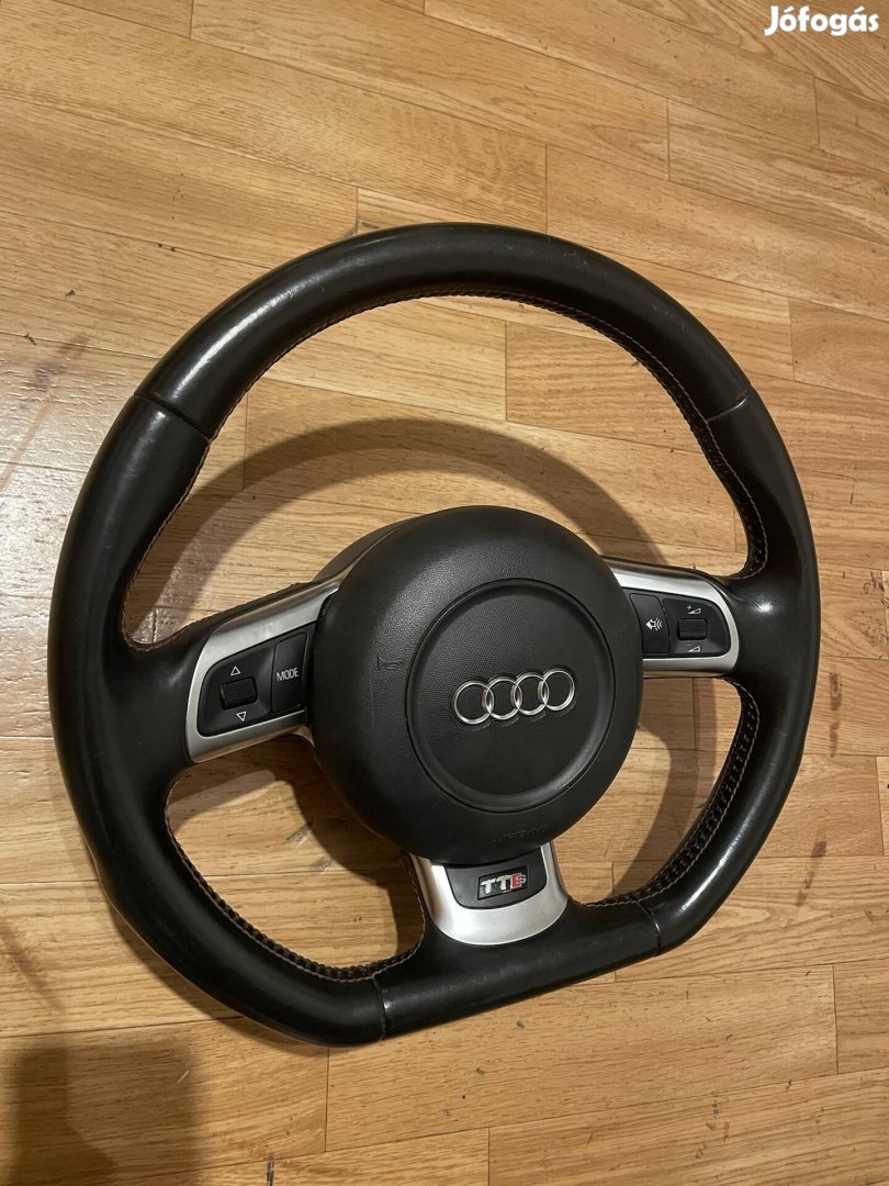 Audi Multi Gyari bor kormány