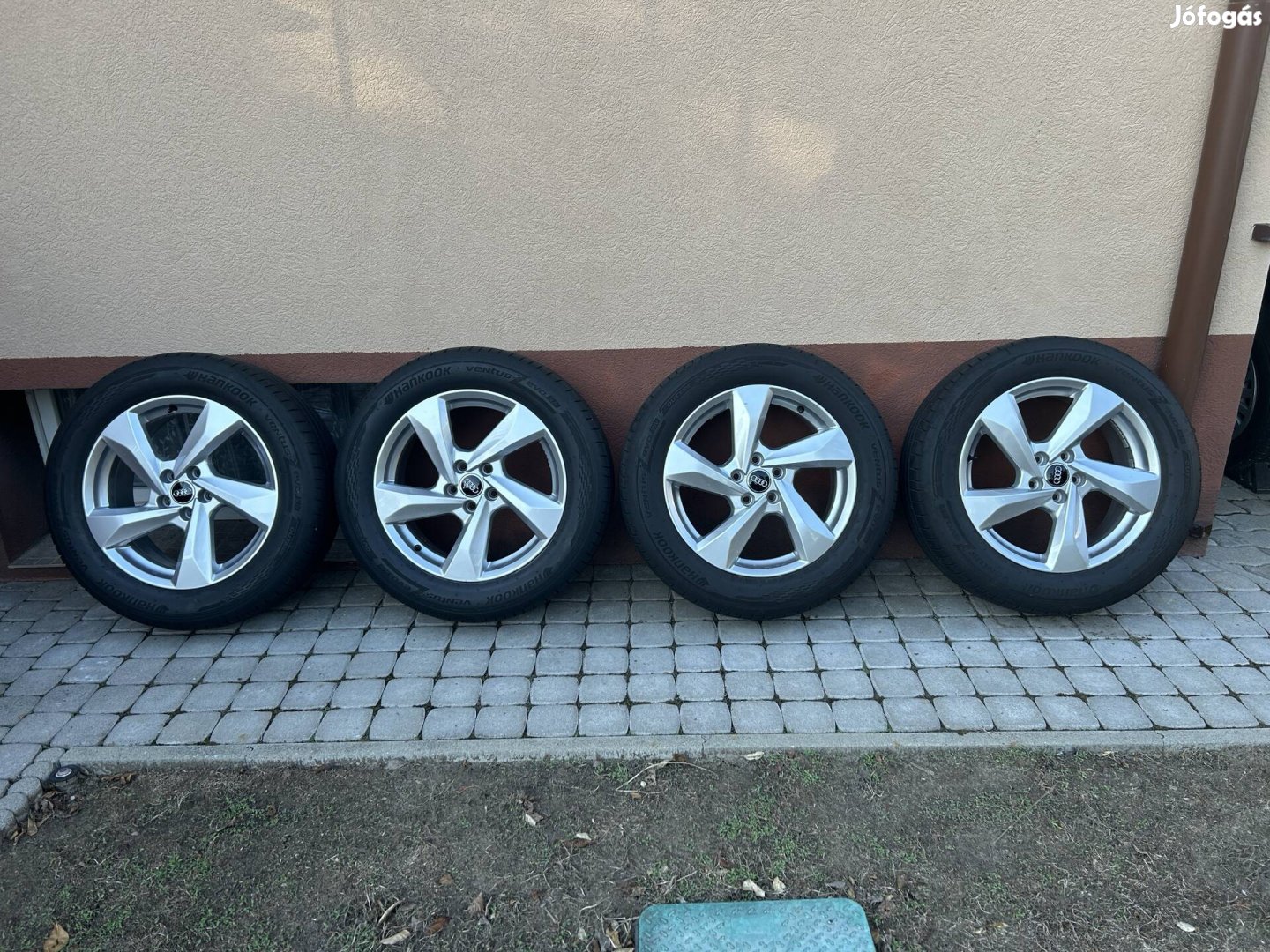 Audi Q3 felni + gumi