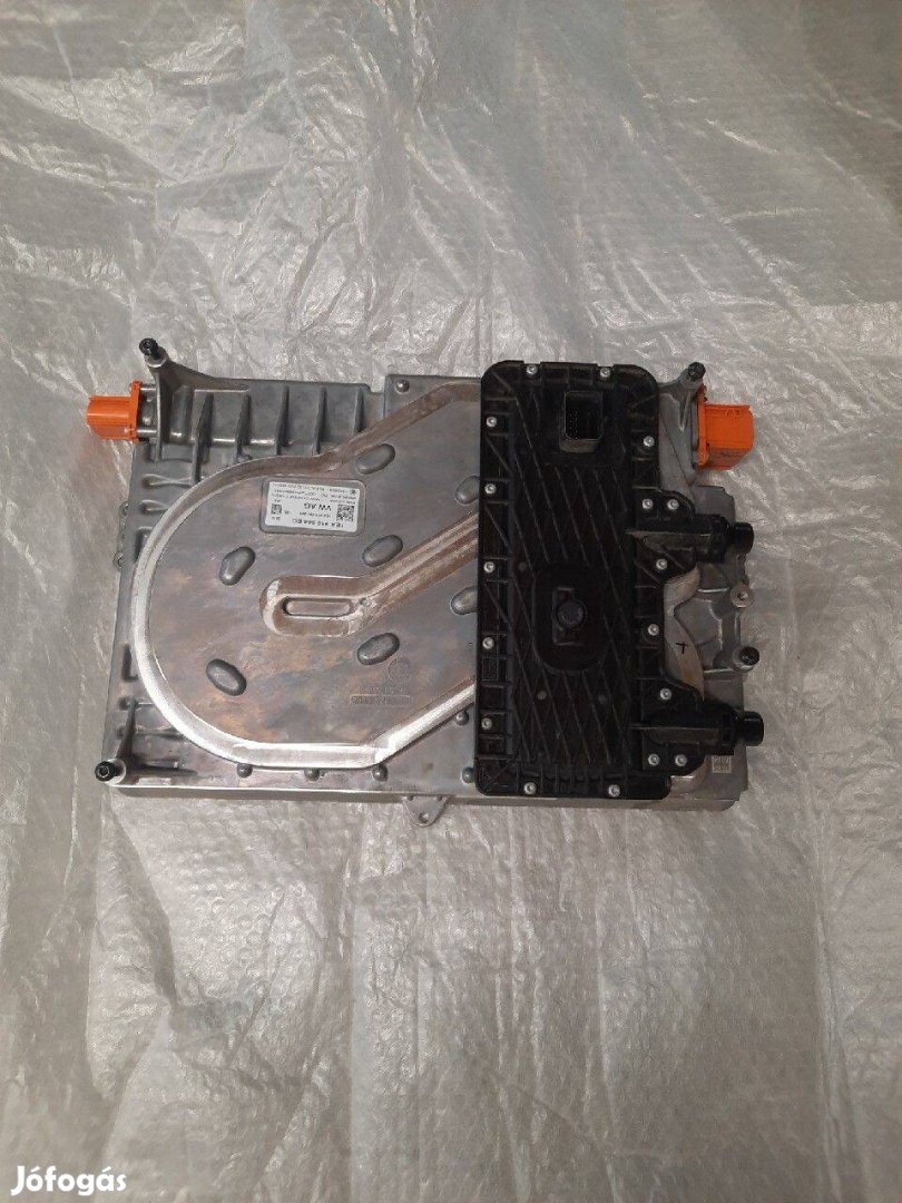 Audi Q4 e-tron 50 Quattro 299 LE OBC fedélzeti töltő