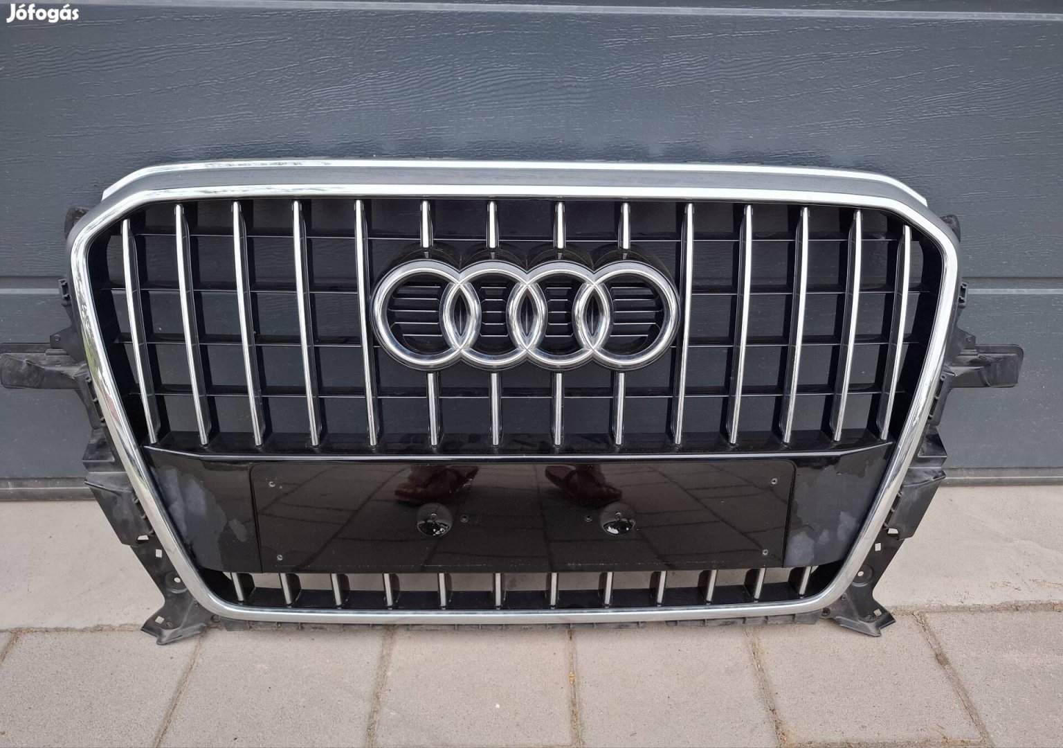 Audi Q5 8R Facelift hűtőrács!