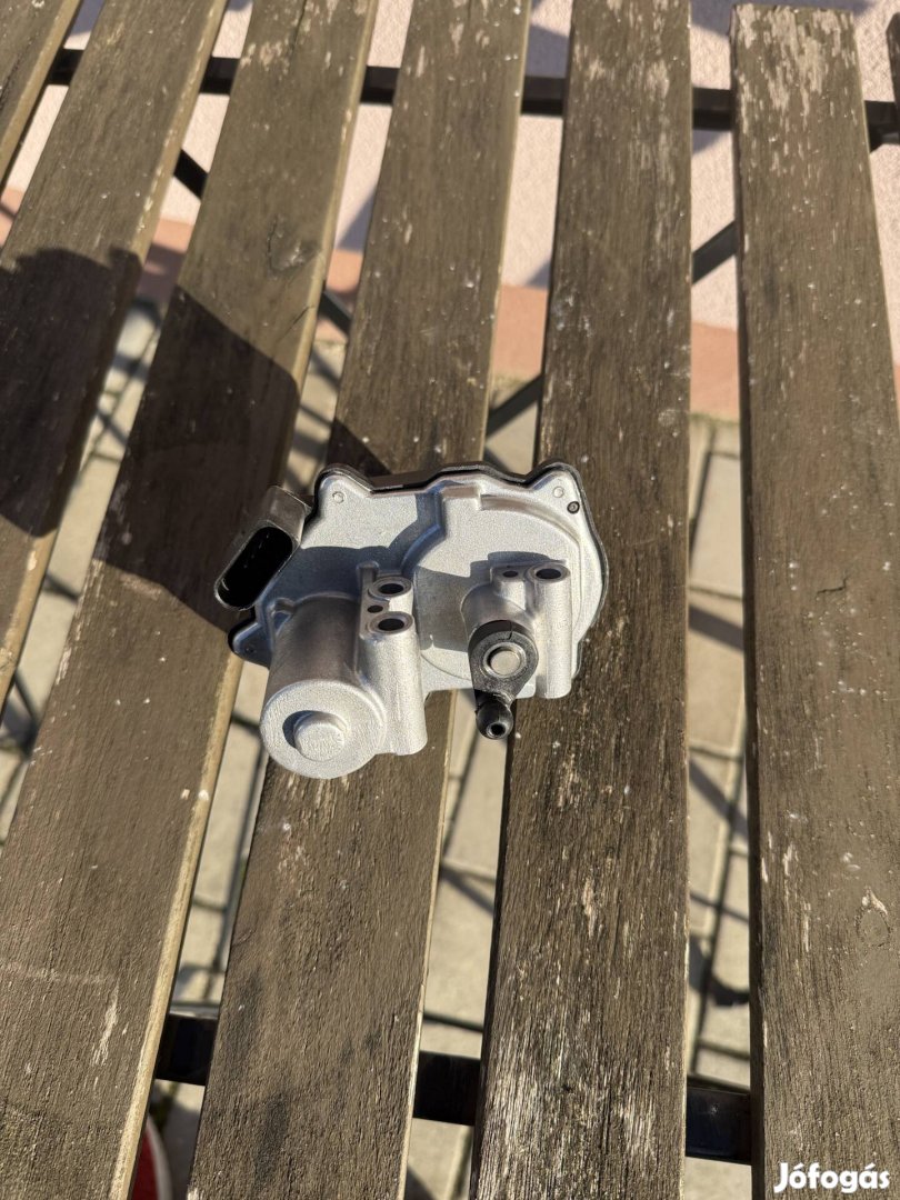 Audi Q5 8 R szívósor csappantyú léptetőmotor