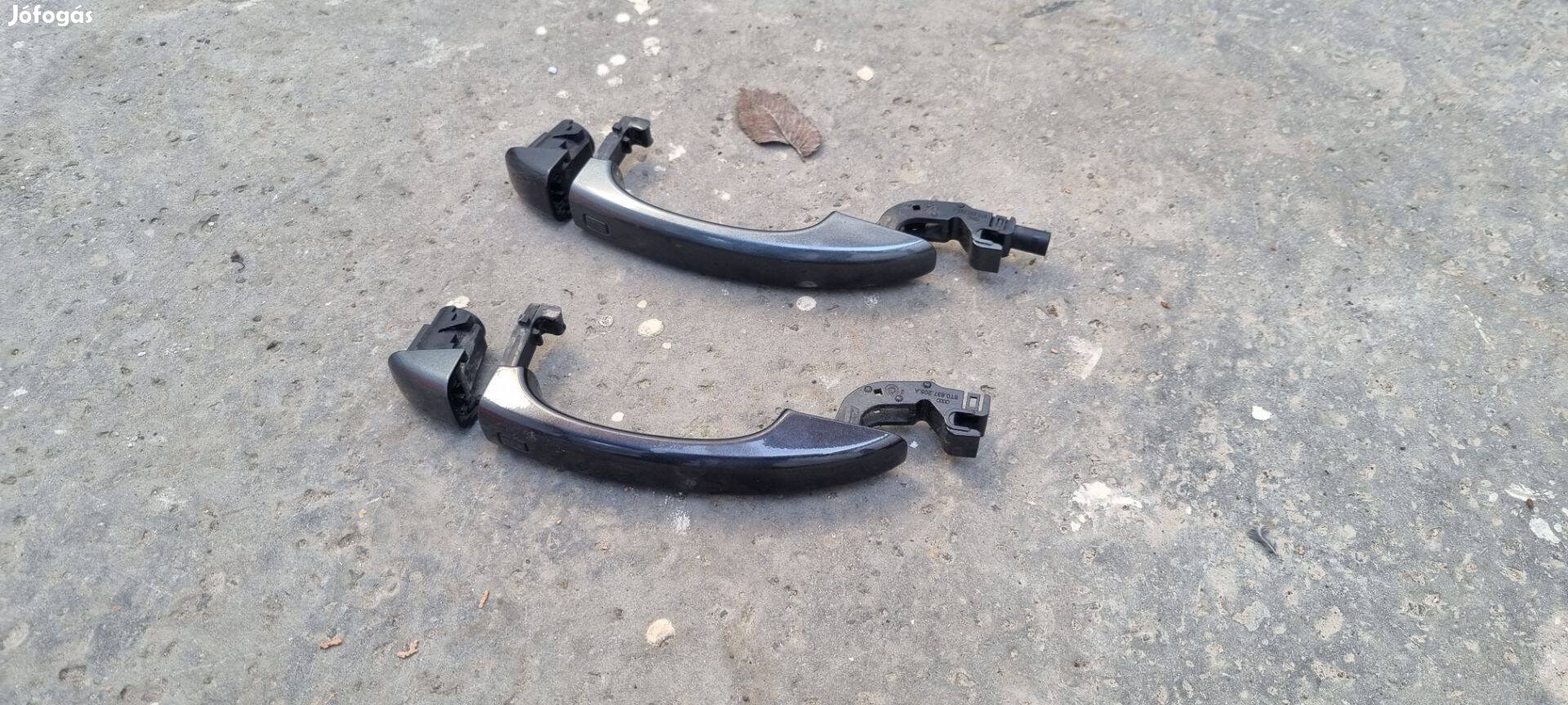 Audi Q5 Jobb első hátsó kilincs 8T0837205A