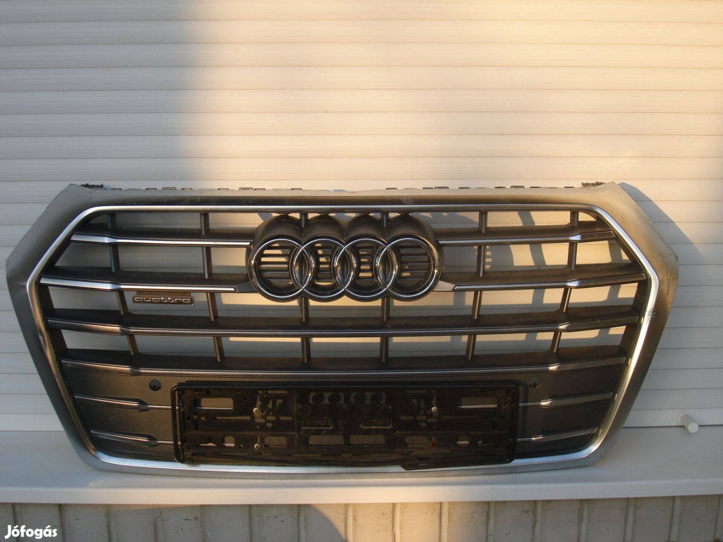 Audi Q5 S-Line Díszrács 80A853651C 2017-től
