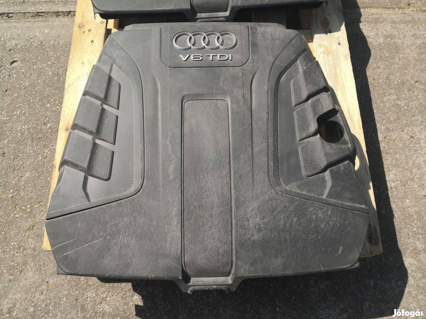 Audi Q7 3.0TDI motor burkolat