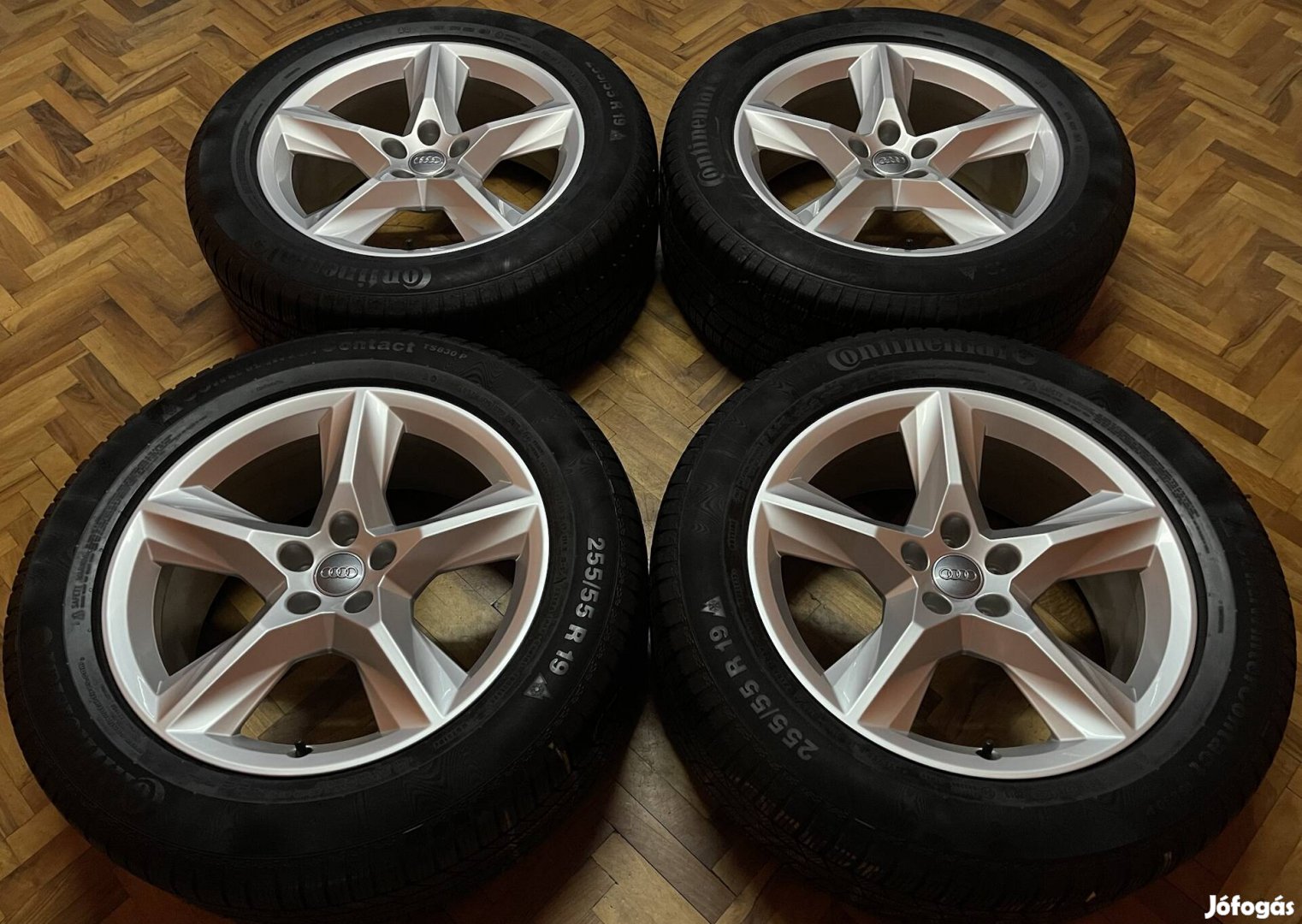 Audi Q7 Gyári Alufelni Téligumikkal 19" 5x112  255/55r19
