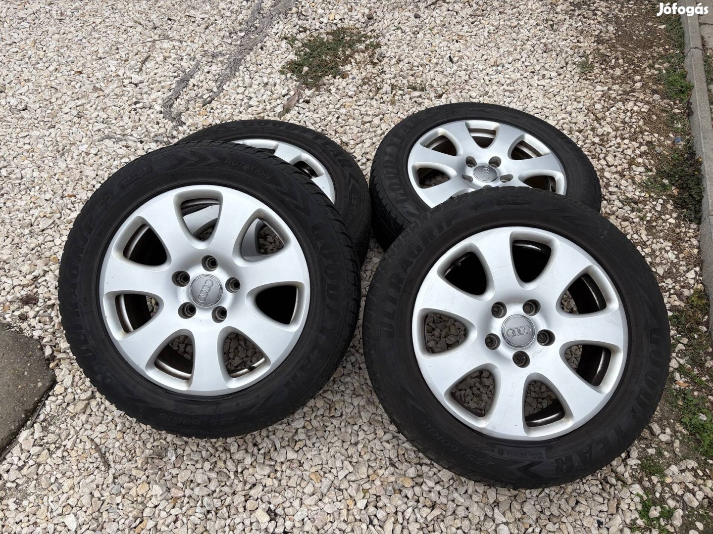 Audi Q7 gyári alufelni szett, 5x130 18" 