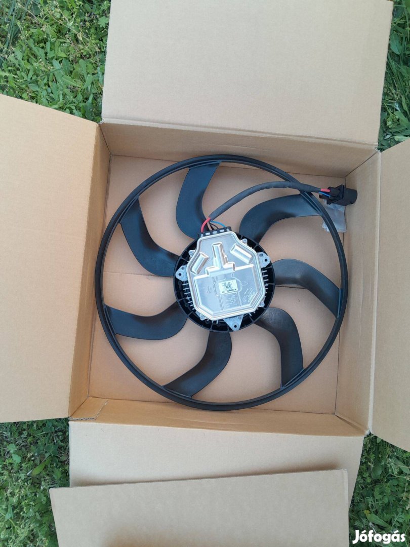 Audi Q8 hűtőventilátor gyári új Bosch