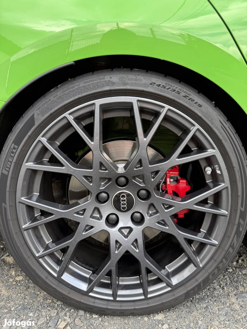 Audi RS3 gyári alufelni 19 5x112