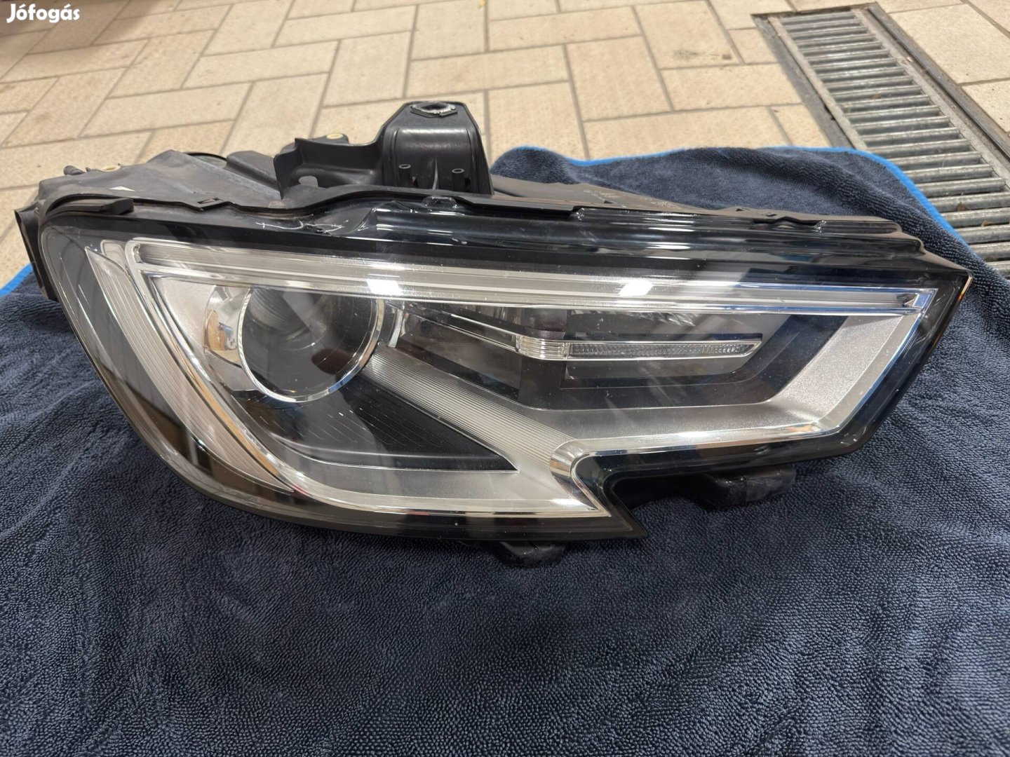 Audi S3 A3 8V bontott hibátlan sérülésmentes fényszóró lámpa