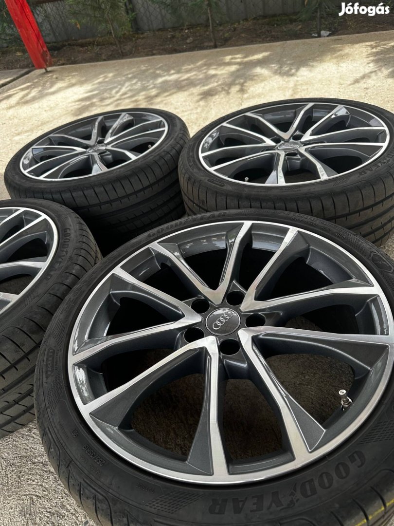 Audi S4 gyári felni 19