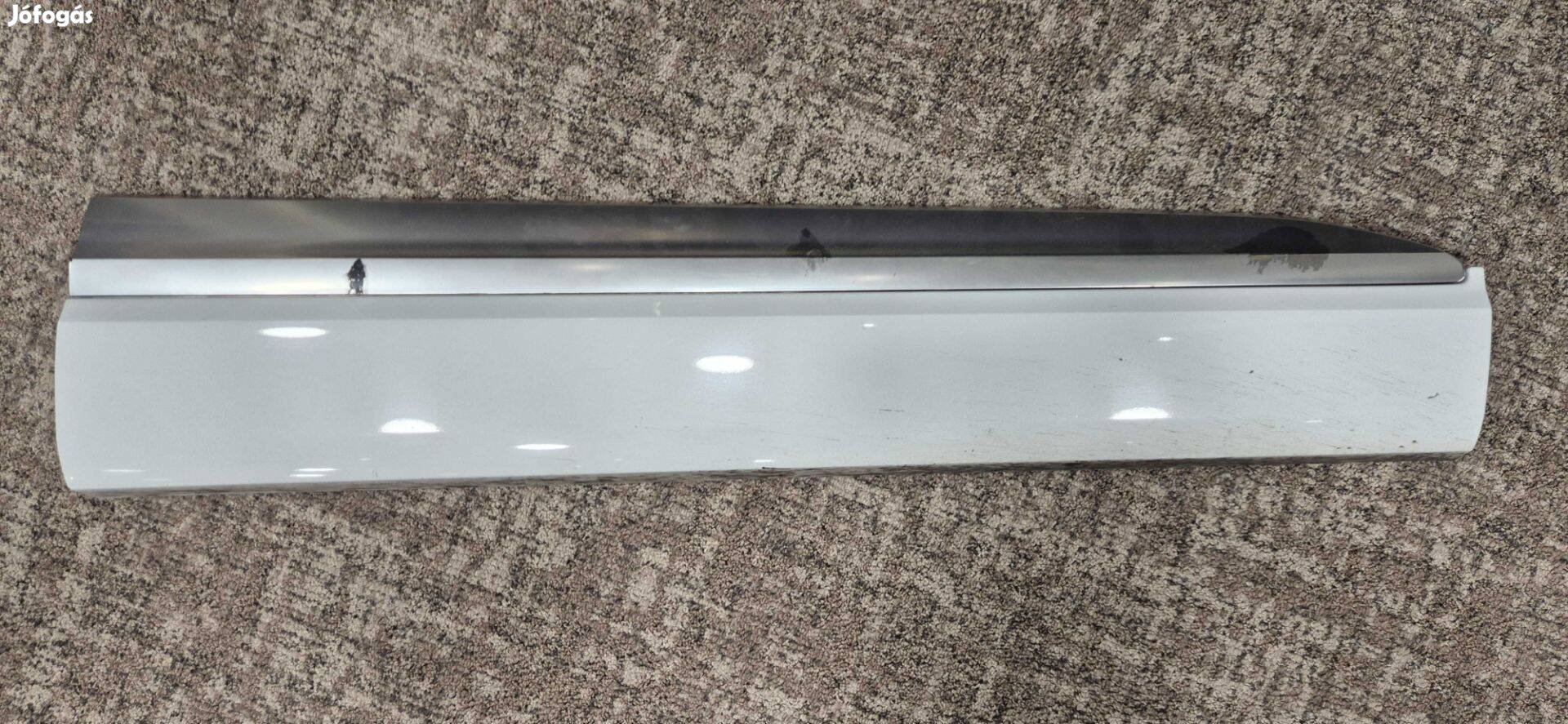 Audi SQ7 díszléc 4MO.853.960.B