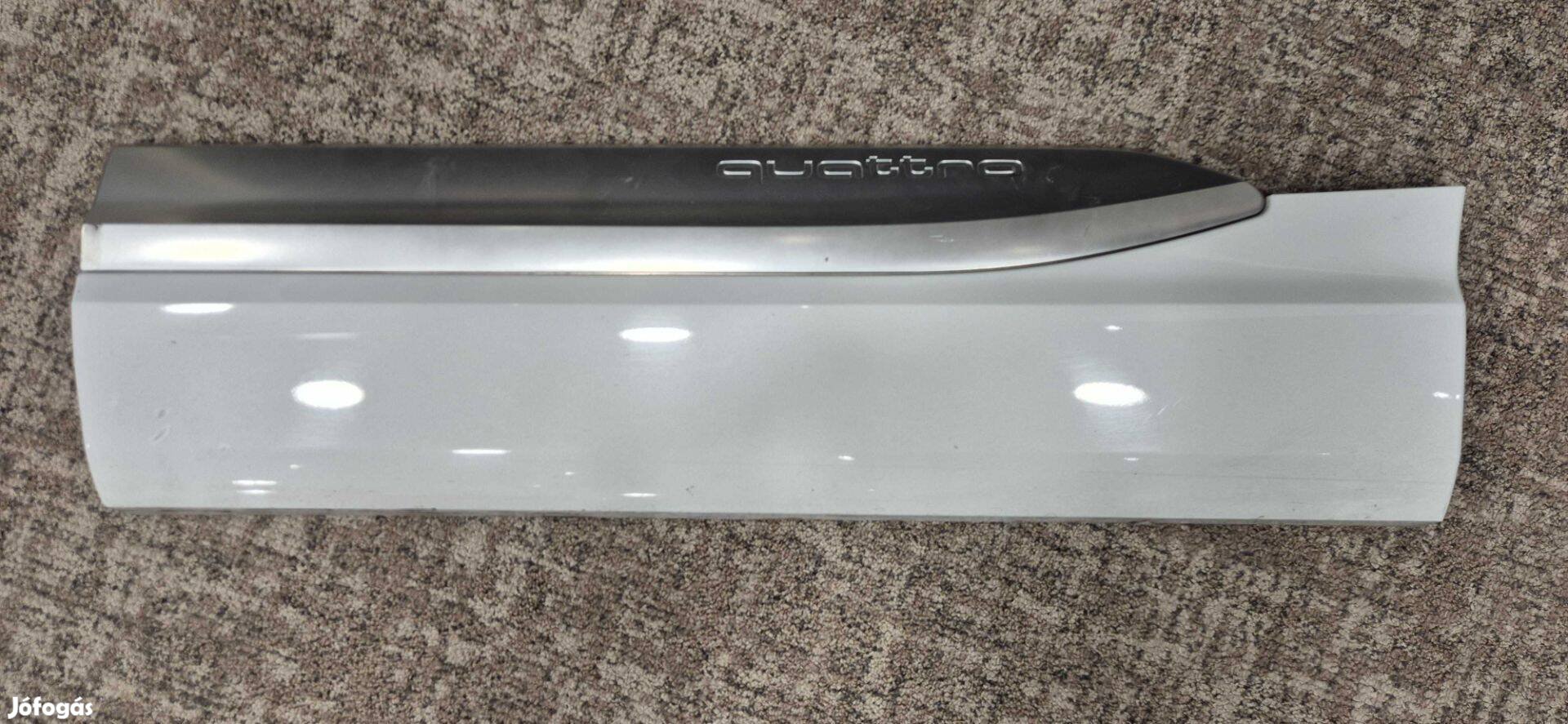 Audi SQ7 díszléc 4MO.853.969.B