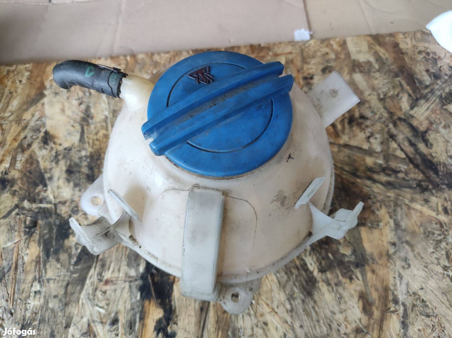 Audi Seat Skoda VW kiegyenlítő tartály