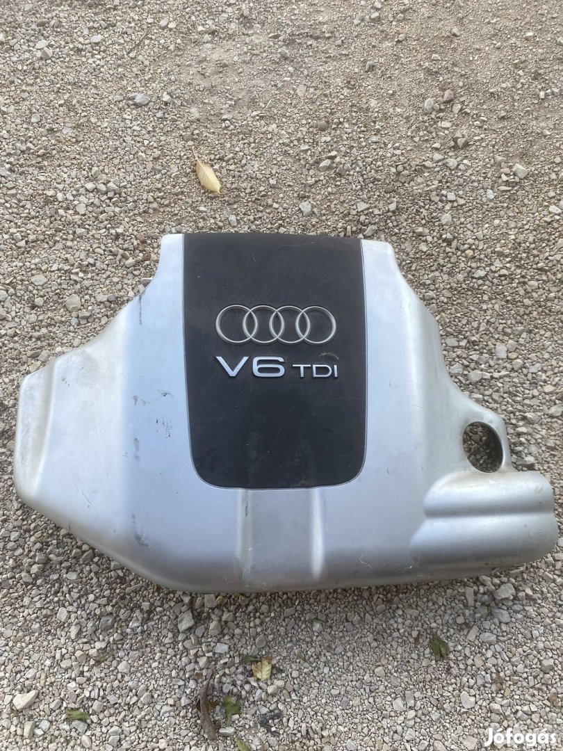 Audi V6 motor takaró