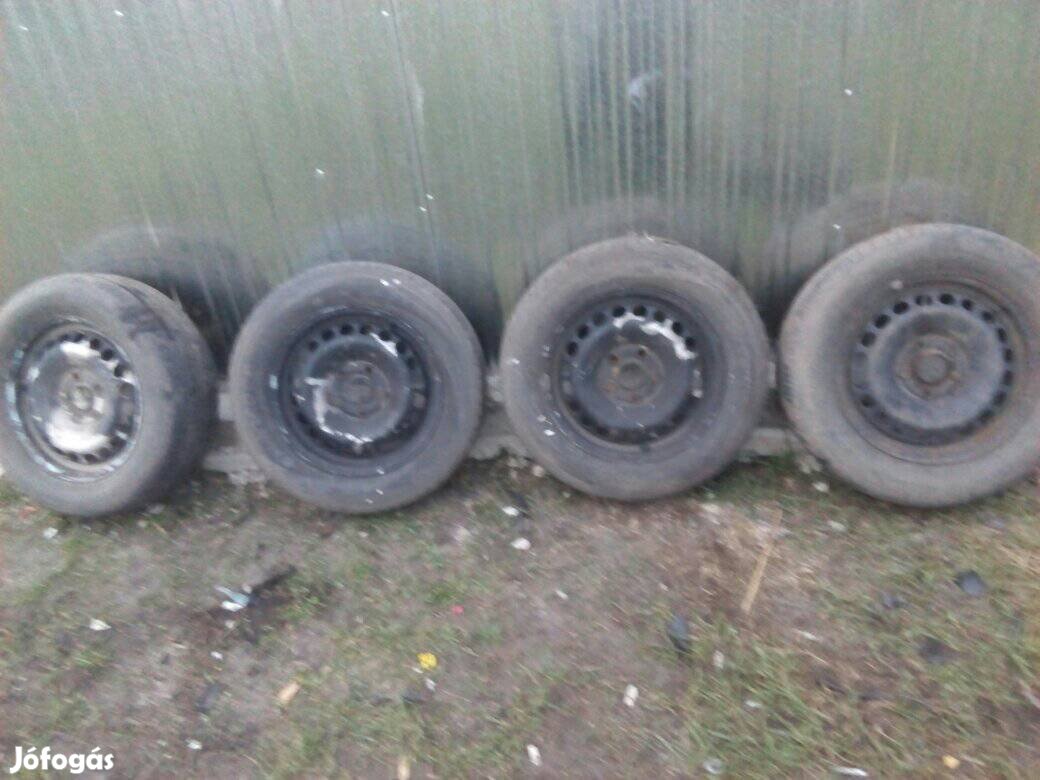 Audi VW 15Colos Felni Szett 5x112 (Postázom is)