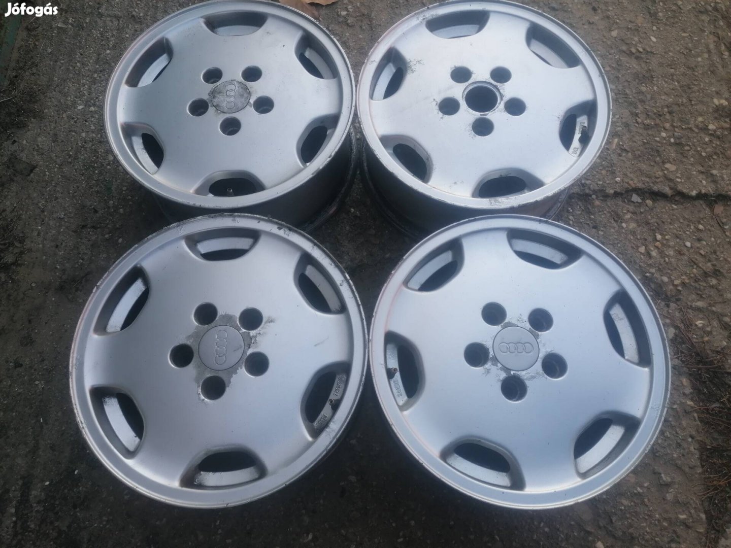 Audi VW 5X112 Alufelni 15"col 15E/gr