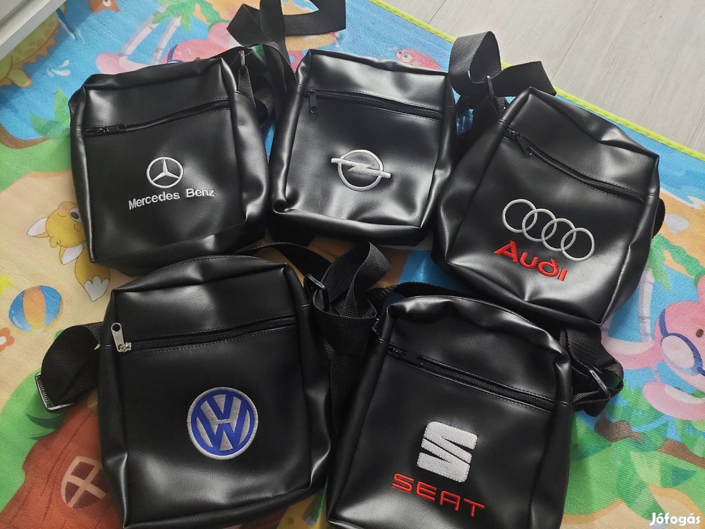 Audi, Mercedes, Seat, Opel táskák! Új