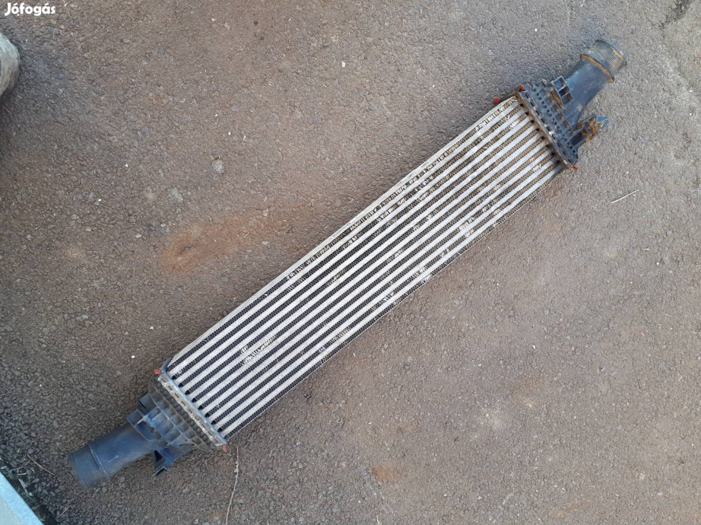 Audi   A4  B8  intercooler hűtő 8K0 145 805 G