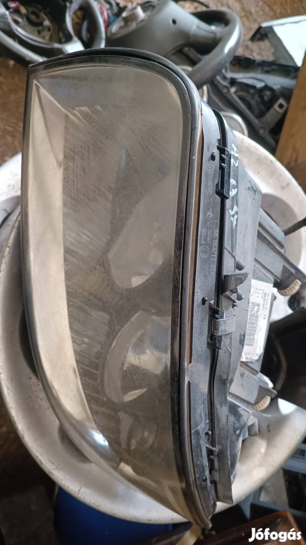 Audi a2 bal első lámpa fényszóró