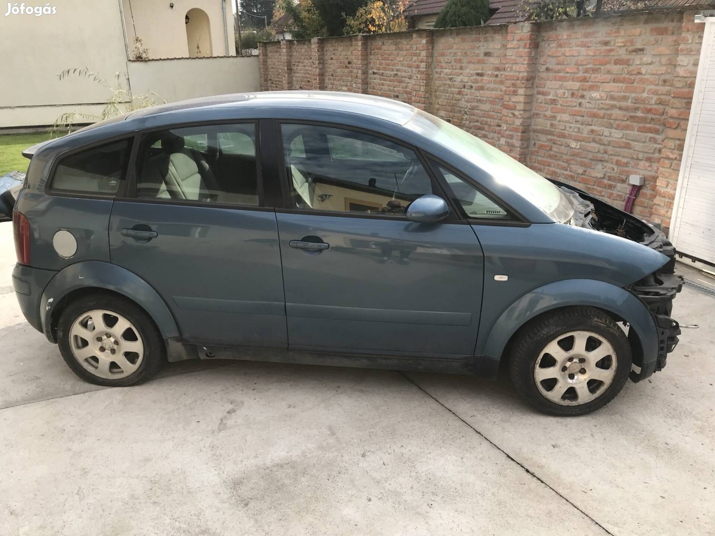 Audi a2 bontott alkatrészek 