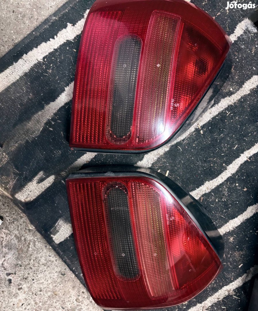 Audi a3 8l hátsó lámpák