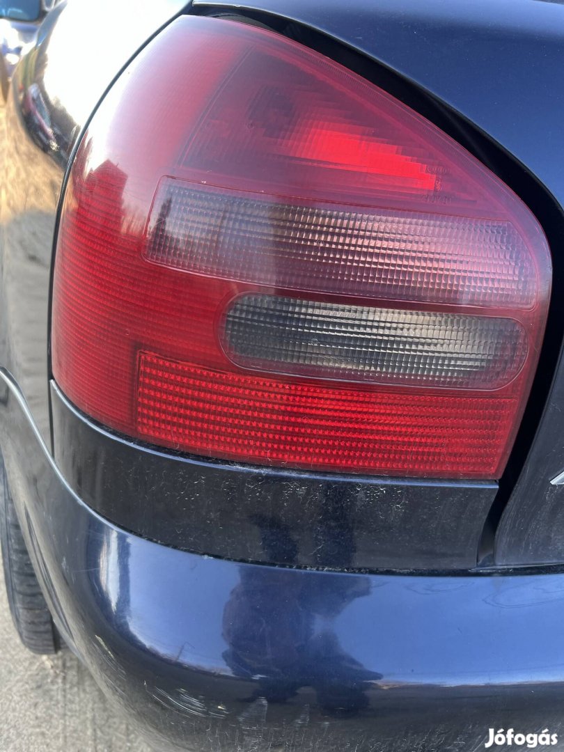 Audi a3 hátsó lámpa