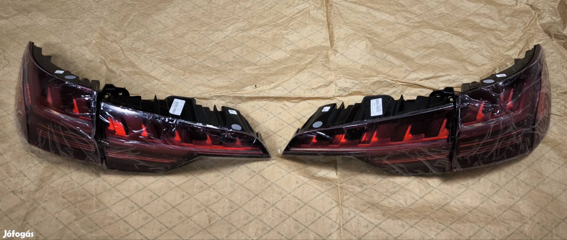 Audi a4 8w kombi avant új matrix hátsó lámpa szett