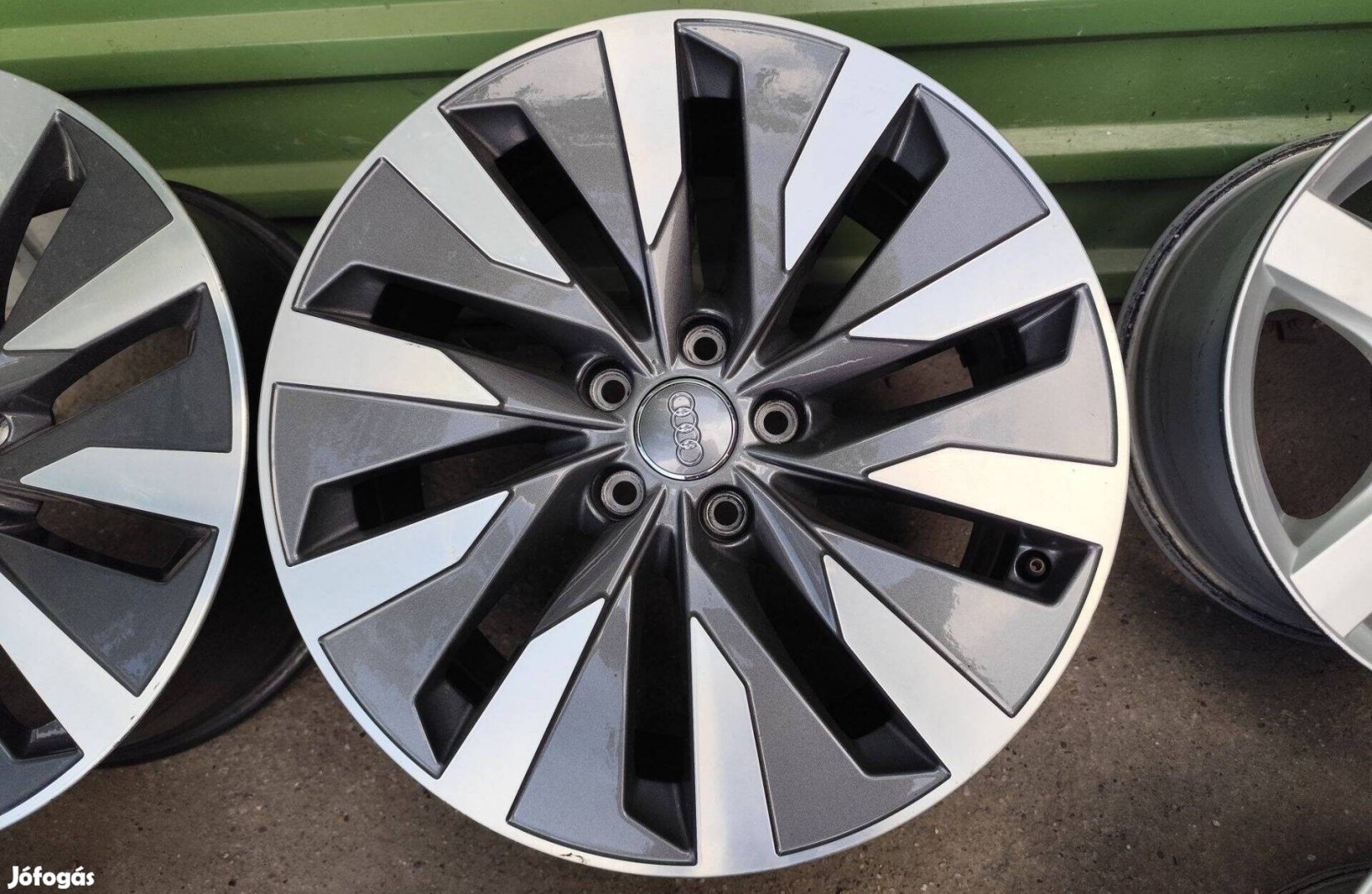 Audi a4 B8 b9 a6 4g 4k Q5 gyári alufelni 5x112 18"