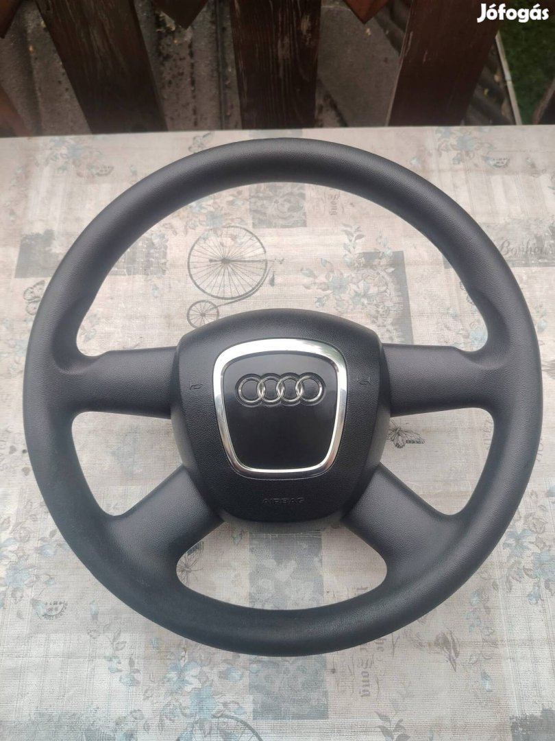 Audi a4 B8 kormány légzsakkal