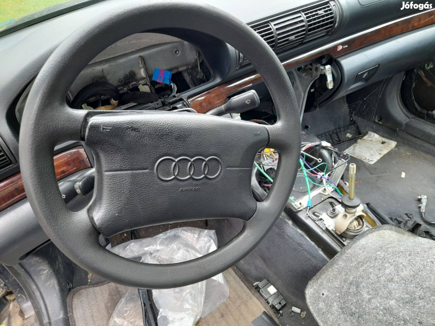 Audi a4 b5 kormány