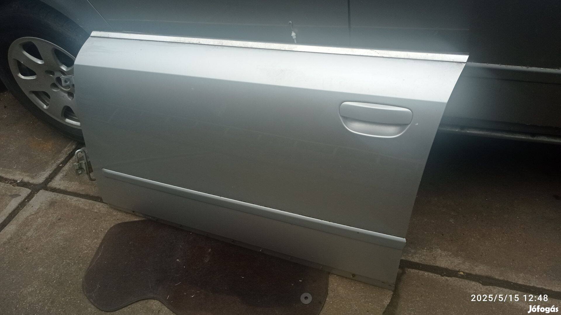 Audi a4 b6 bal első ajtó