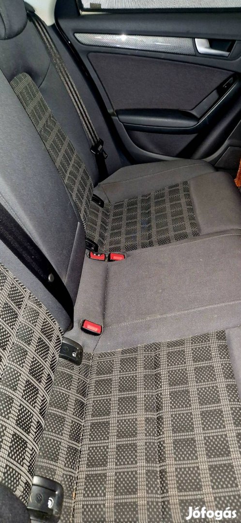 Audi a4 b8 kombi 1.8 TFSI 